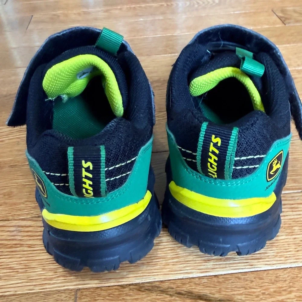 John Deere Skechers Boys Light Up Sneakers Green Black Size 1 407061L